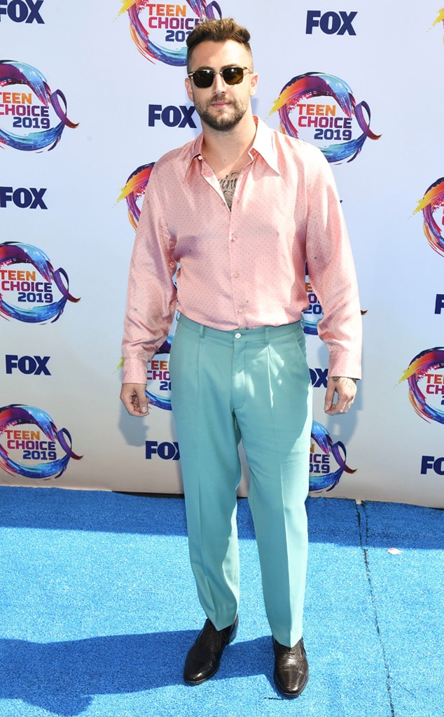 Jordan McGraw from Teen Choice Awards 2019 Red Carpet Fashion E! News