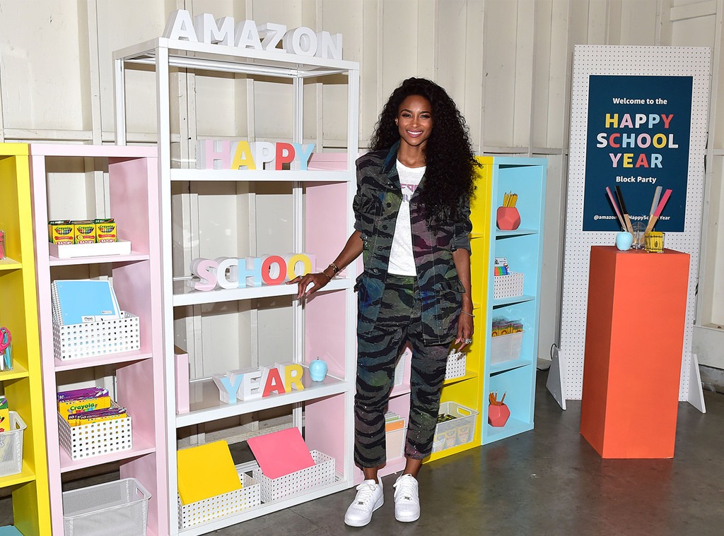 E-Commerce, Ciara