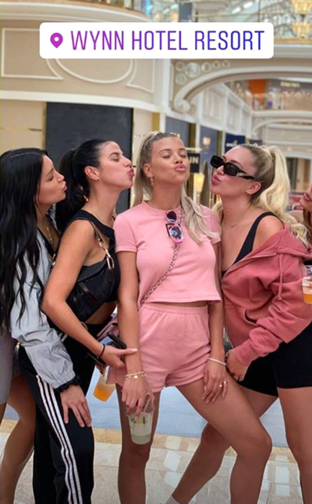 Inside Sofia Richie S Epic 21st Birthday Party With Scott