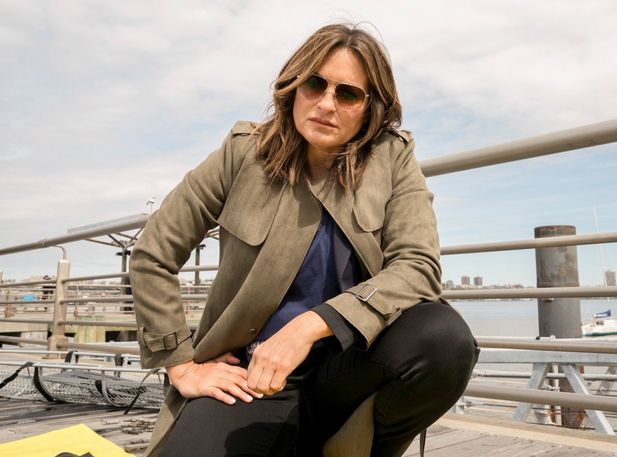 Law & order – svu – the donat shop 20 Surprising Secrets About Law & Order: SVU Revealed | E! News