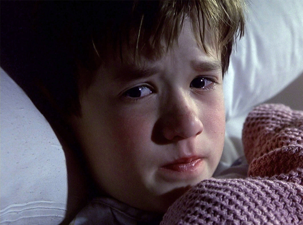 https://akns-images.eonline.com/eol_images/Entire_Site/201975/rs_1024x759-190805140132-1024-haley-joel-osment-the-sixth-sense-3.cl.080519.jpg?crop=1024%3A759%3Bcenter%2Ctop&fit=around%7C1024%3A759&output-quality=90