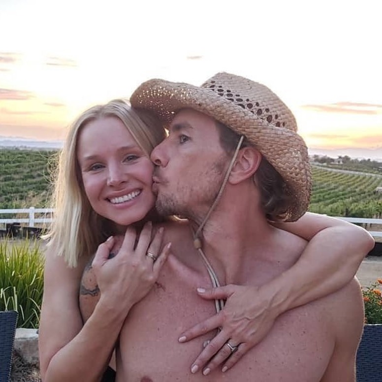 E! News Instagram, Kristen Bell and Dax Shepard