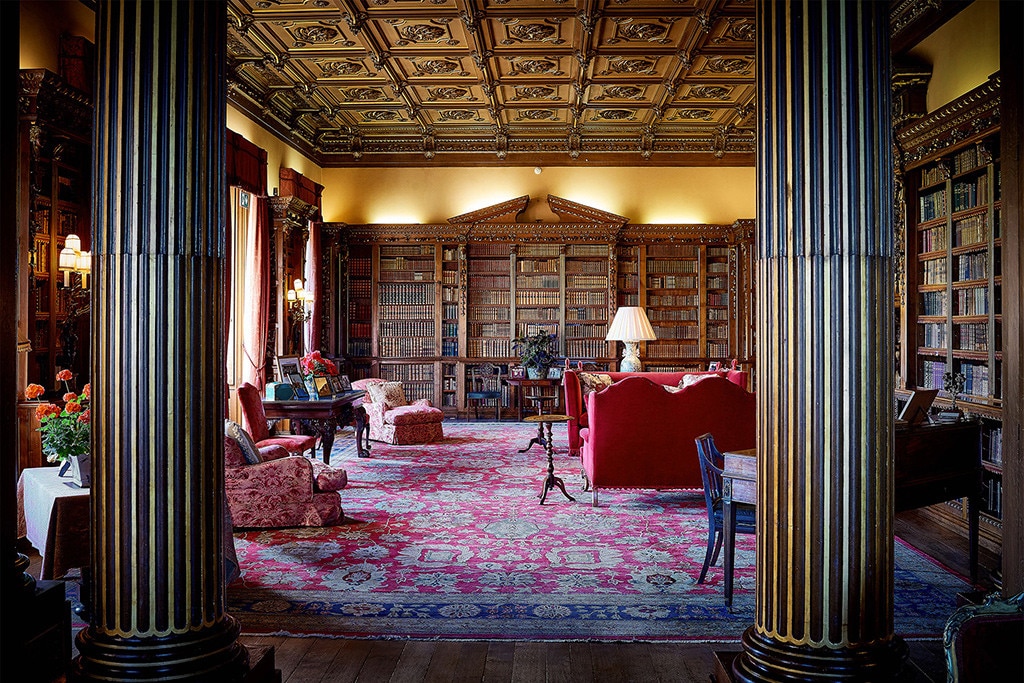 AD Tours the Art and Antiques of the Real Downton Abbey—Highclere Castle |  Architectural Digest