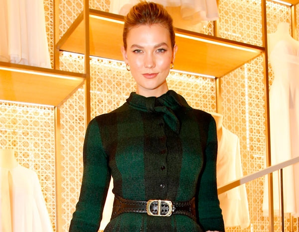 Karlie Kloss Is Completely Unrecognizable In Halloween Doll Makeup