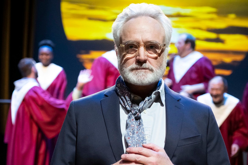 Perfect Harmony, Bradley Whitford