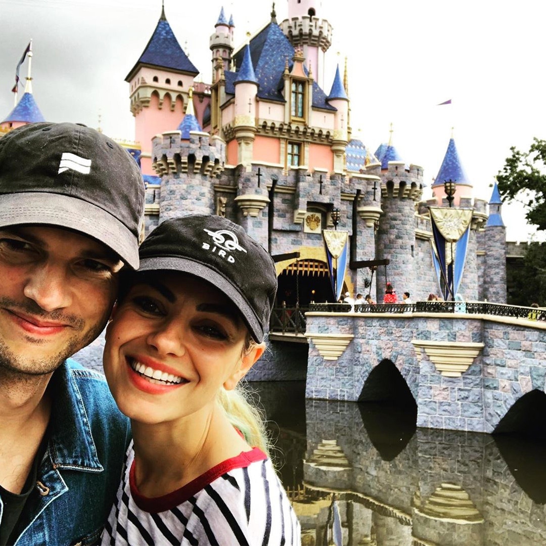 Ashton Kutcher, Mila Kunis, Instagram, Disneyland