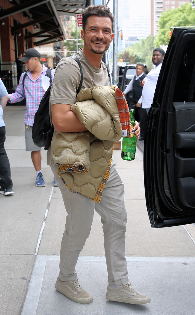 Orlando Bloom Wore Timothee Chalamet Louis Vuitton Bib