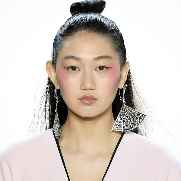 See the Best Beauty Looks at Spring 2020 Fashion Week