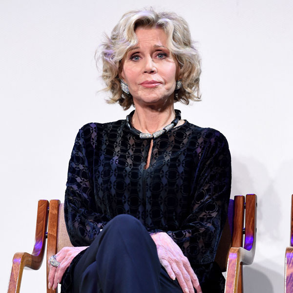 Jane Fonda Joins Tiktok And Revives Her Iconic 80s Workout Routine E Online