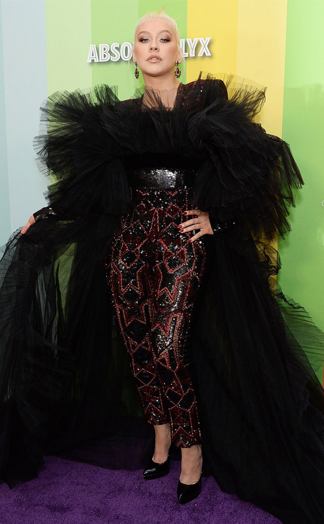 Christina Aguilera's Style: Promoting “Burlesque” on TV, November 2010