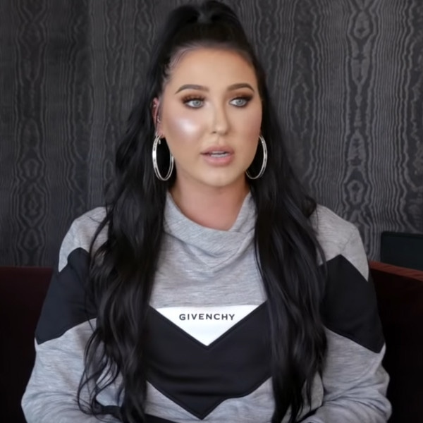 Jaclyn Hill, Stretch Marks