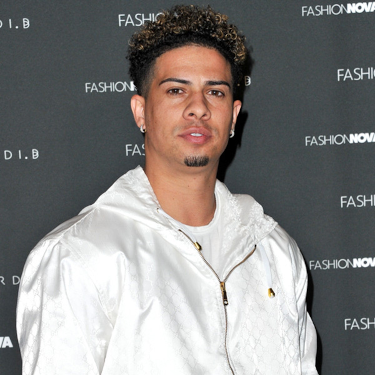 Austin Mcbroom Of Youtube S Ace Family Slams Rape Allegation E Online Austin Mcbroom Of Youtube S Ace Family Slams Rape Allegation E Online
