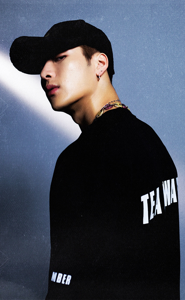 Got7 S Jackson Wang Unveils Cover And Tracklist Of Solo Album Mirrors E Online Ap