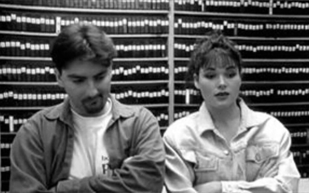 Clerks, Scene, Dante, Caitlynn