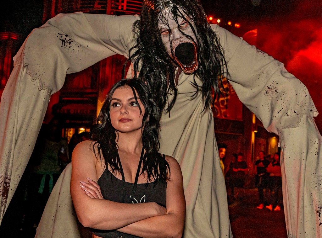 Photos from Universal Studio's Halloween Horror Nights Star Sightings