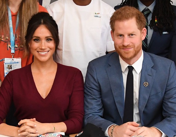 See Meghan Markle And Prince Harry S First Christmas Card With Archie Trv Countdown