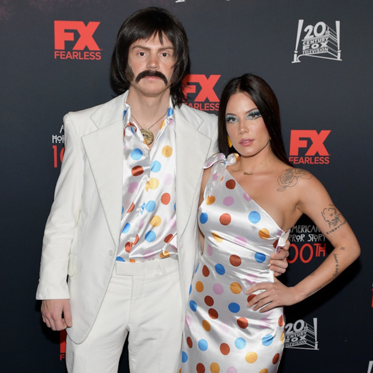 Halsey And Evan Peters Steamy Beach Date Is The Heat Wave We Need E Online