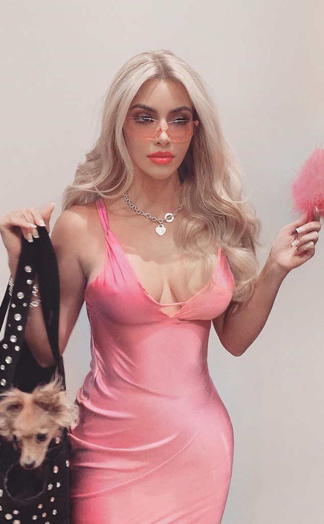 Prueba de que los disfraces de Halloween de Kardashian son los más interesantes de ver