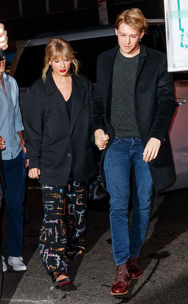 Taylor Swift and Joe Alwyn Celebrate Thanksgiving Together in London