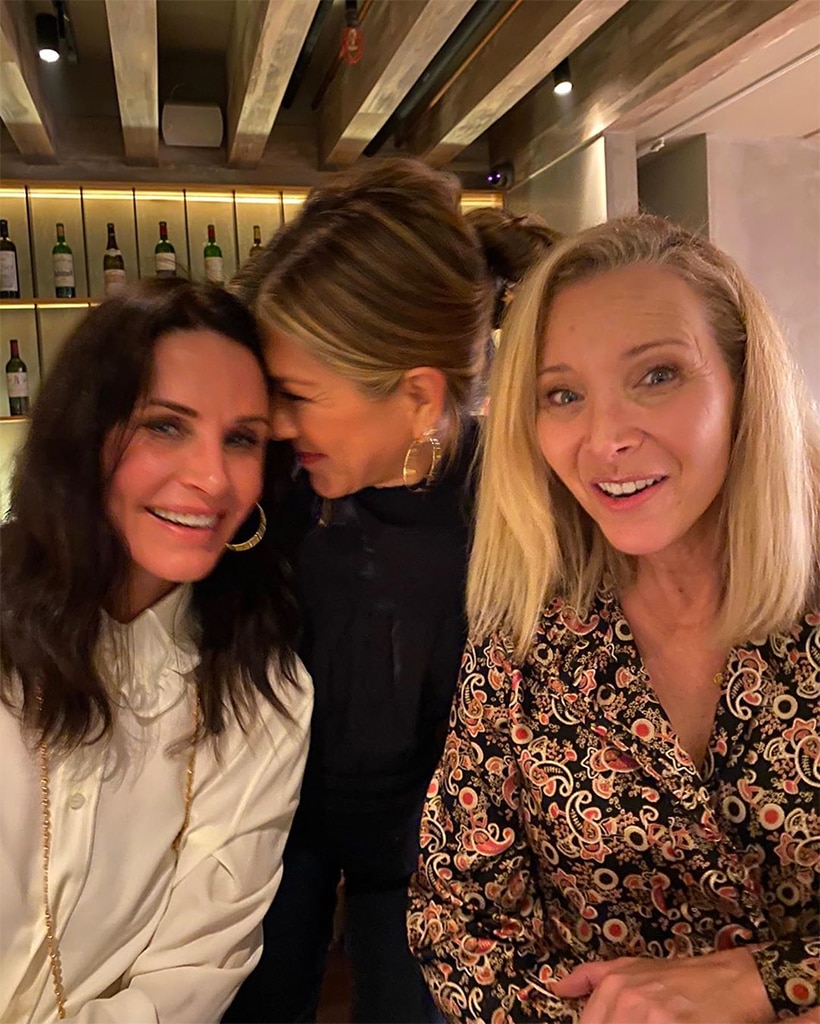 Courteney Cox Jennifer Aniston And Lisa Kudrow From Friends Cast S