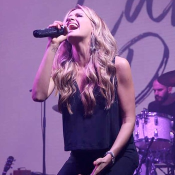 E-Comm: Carly Pearce, Valentine's Day Gift Guide