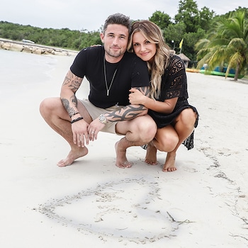 E-Comm: Carly Pearce, Valentine's Day Gift Guide