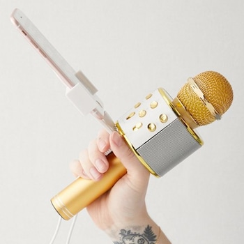 E-Comm: Carly Pearce, Valentine's Day Gift Guide