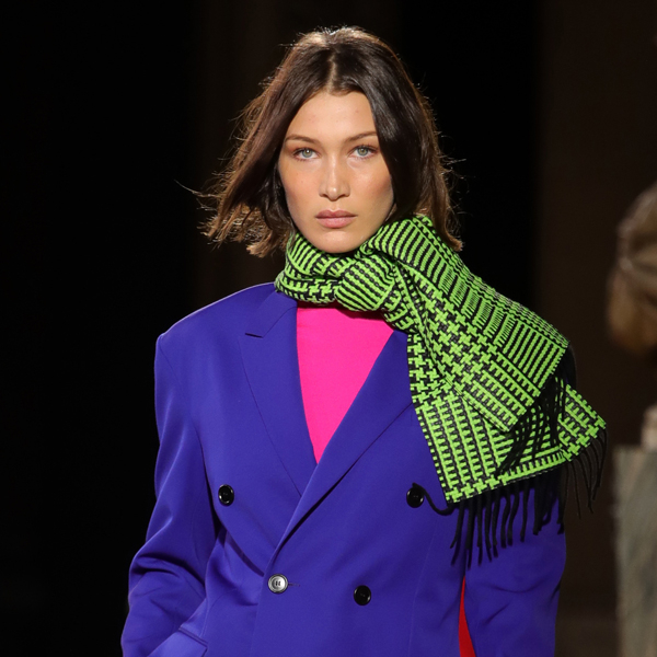bella-hadid-louis-vuitton-menswear-paris-fashion-week-2020 (1