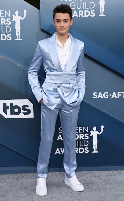 Noah Schnapp, 2020 Screen Actors Guild Awards, SAG Awards, Red Carpet Fashions