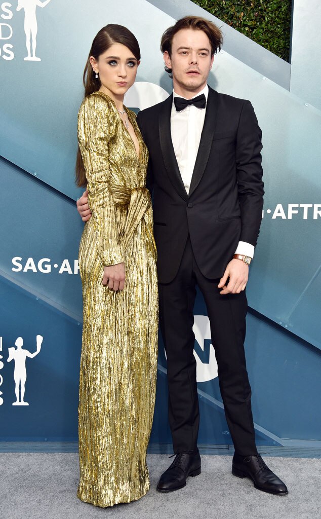 Natalia Dyer & Charlie Heaton from Las parejas más hot en los Sag ...