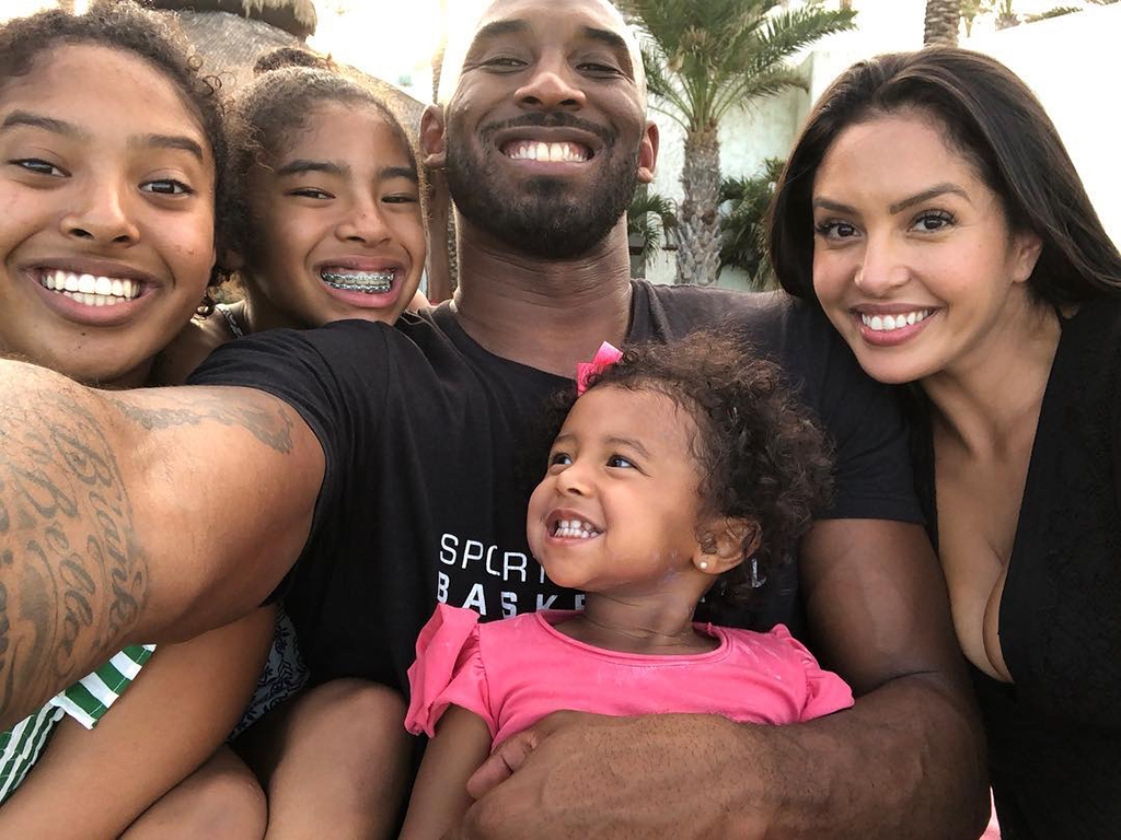 Kobe Bryant's family posts heart-tugging pictures following