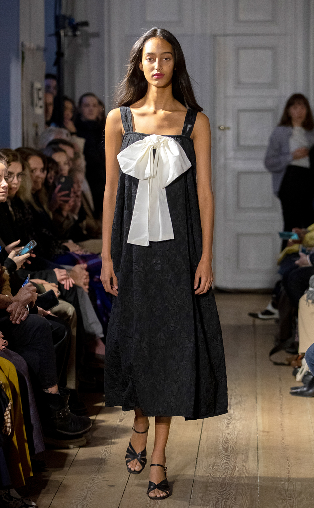 Best Looks at Fashion Week, LOVECHILD 1979 Model, Fashion Week Widget