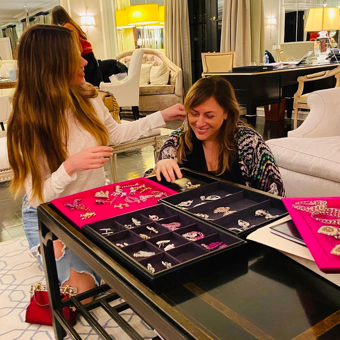 Sofia Vergara From Golden Globes 2020 Pre Red Carpet Pics E News