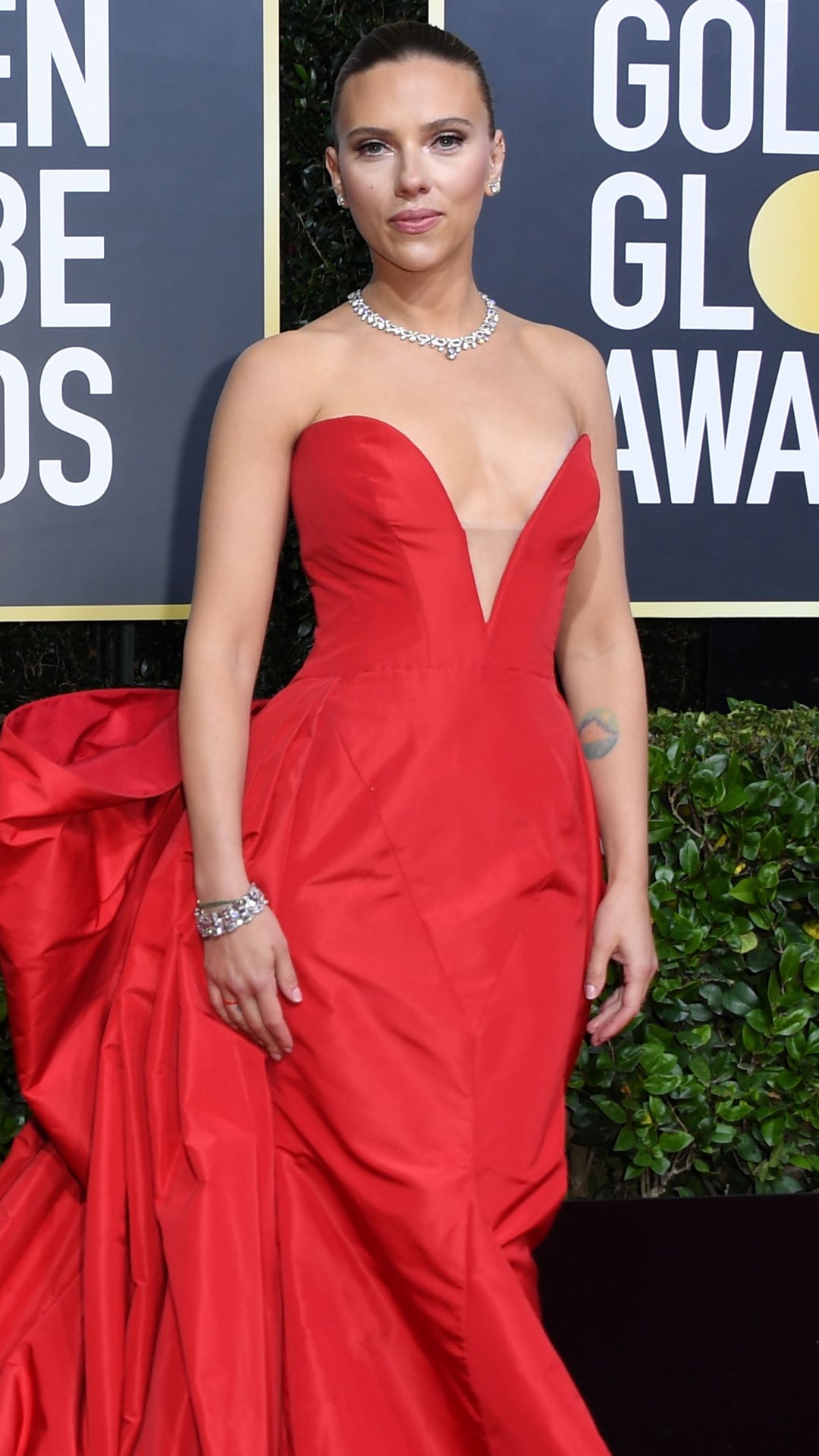 Scarlett Johansson from Golden Globes 2020 : les plus beaux accessoires