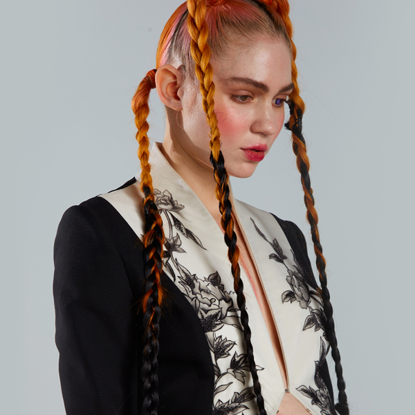 Grimes Calls Herself "Woefully Ill Prepared" in Pregnancy Update E