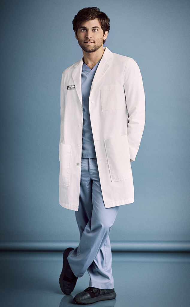 Why Jake Borelli Is Nervous for Dr. Schmitt on Grey's Anatomy - E! Online -  CA