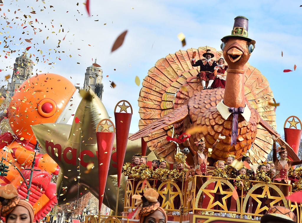 Macy's thanksgiving discount day parade online