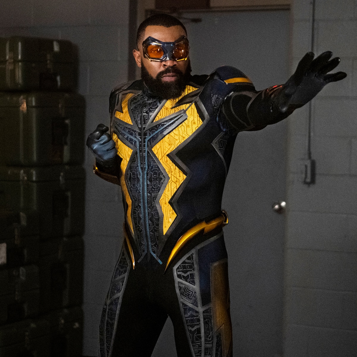 Black lightning costume online