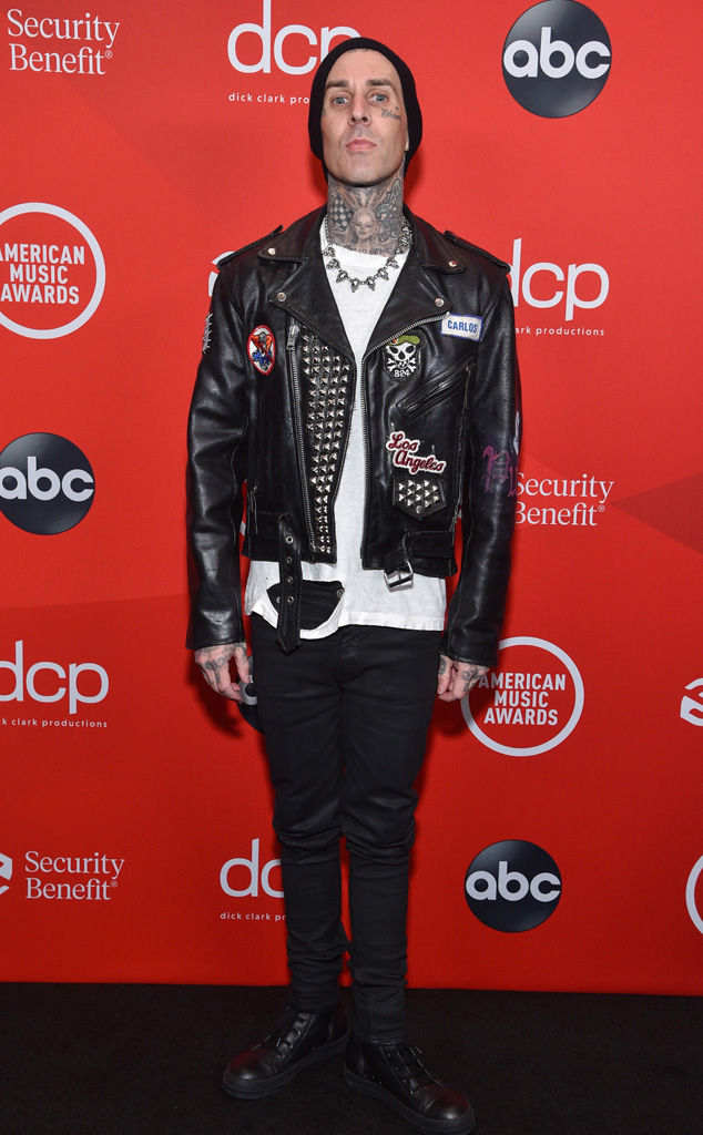 Travis Barker, 2020 American Music Awards, AMAs, red carpet fashions