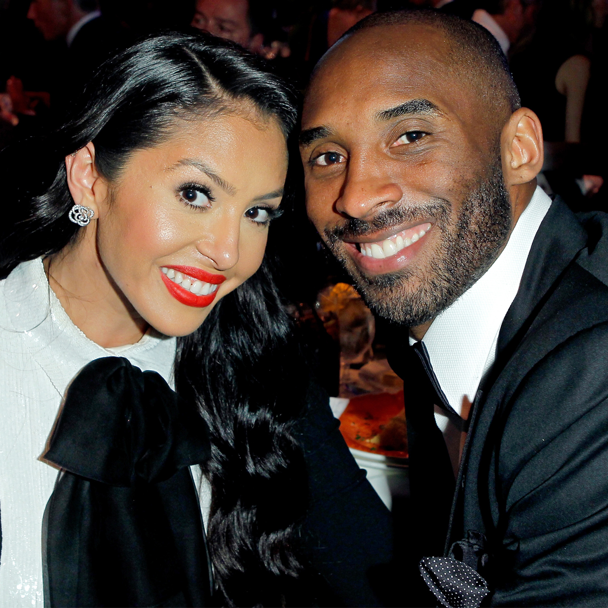 Vanessa Bryant Honors Husband Kobe On What Would've Been His 43rd Birthday - E! Online - NewsOpener