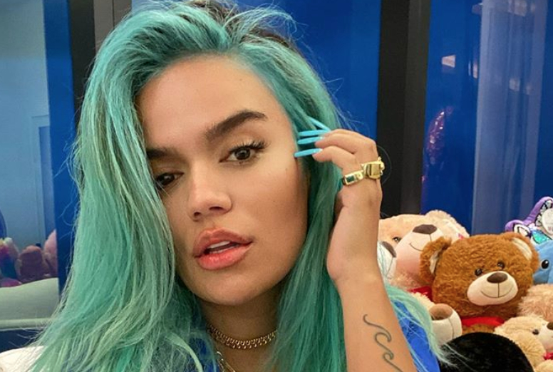 Karol G le recuerda a sus fans porque es la más “Bichota” E! Online