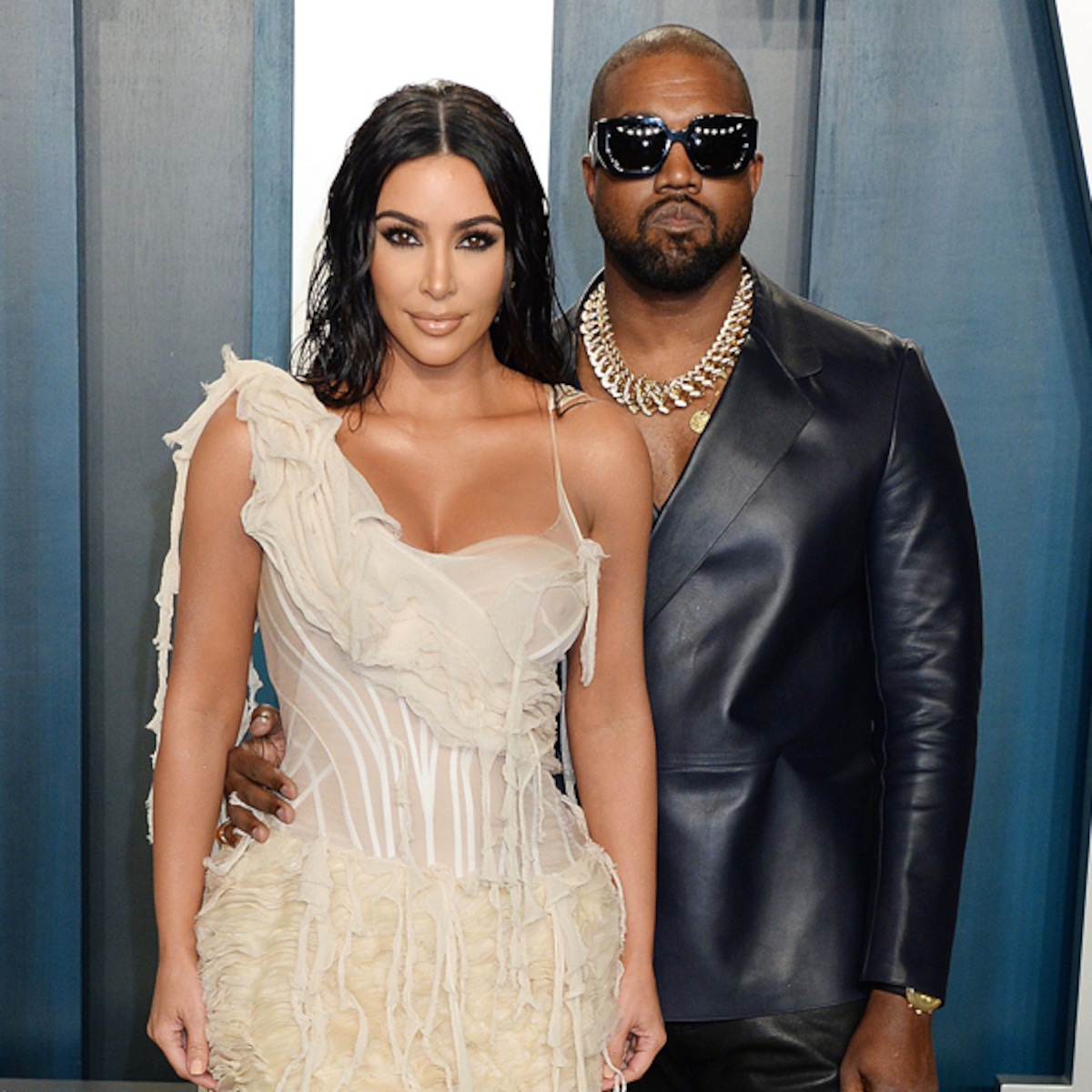 Why Kim Kardashian Hasn T Officially Filed For Divorce From Kanye West E Online