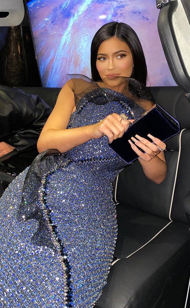 Kylie Jenner Couldn't Sit In Her Oscars Dress—But It Was Worth It