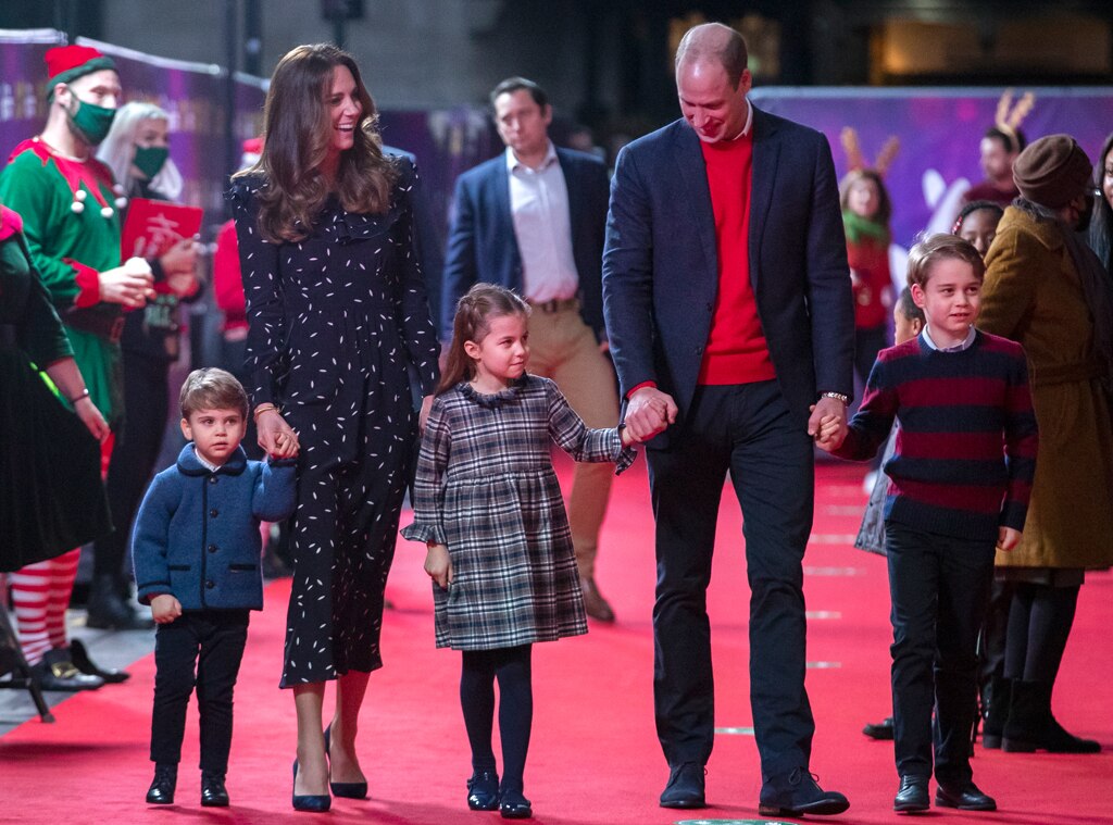 Photos From Kate Middleton, Prince William And Kids Attend 2020 Holiday ...