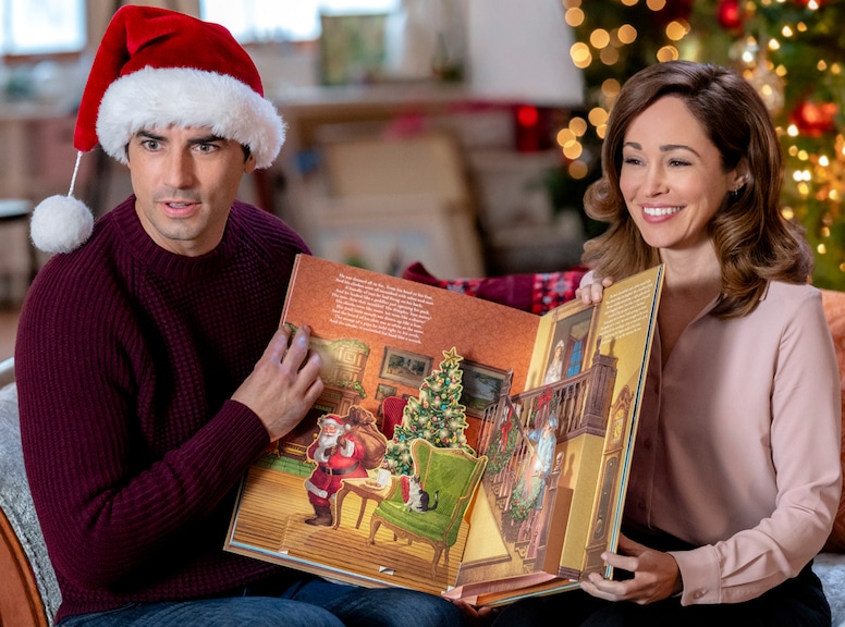 Photos From We Ranked All Of Hallmark Channel S 2020 Christmas Movies E Online