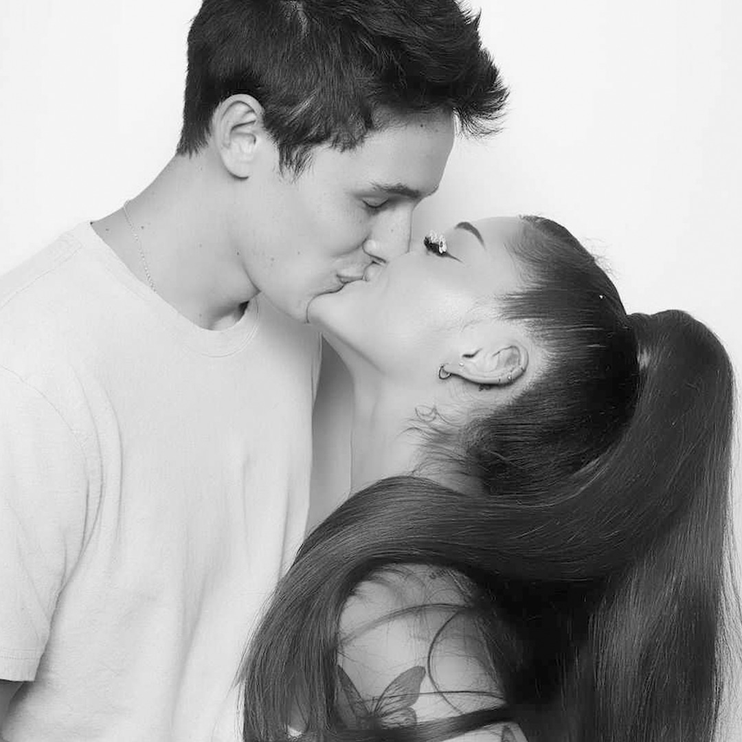 Romance e. Далтон Гомес. Ariana grande Dalton Gomez.