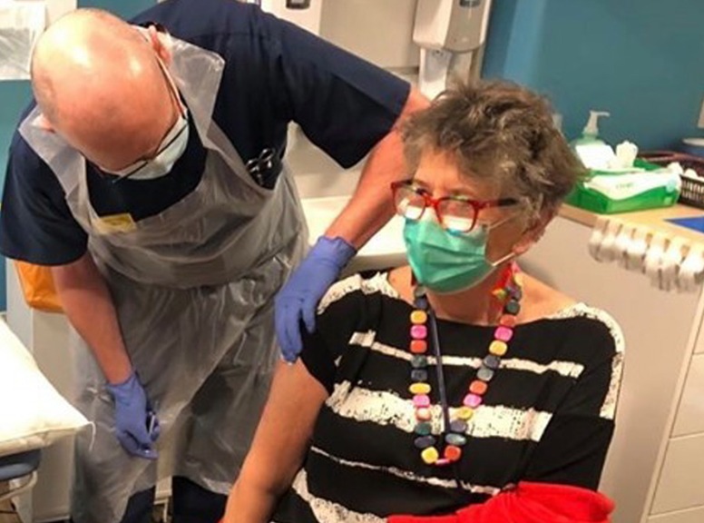 Prue Leith, Covid-19 vaccination