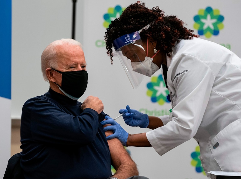 Joe Biden, Covid-19 vaccination