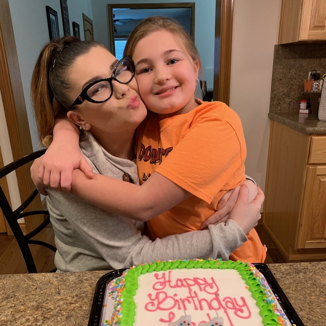 Teen Mom's Amber Portwood Details "Awkward" Reunion With Daughter Leah at Gary Shirley's House thumbnail