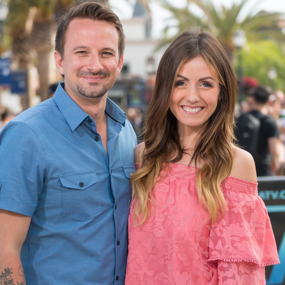Signs Carly Waddell And Evan Bass Were Headed For A Split E Online